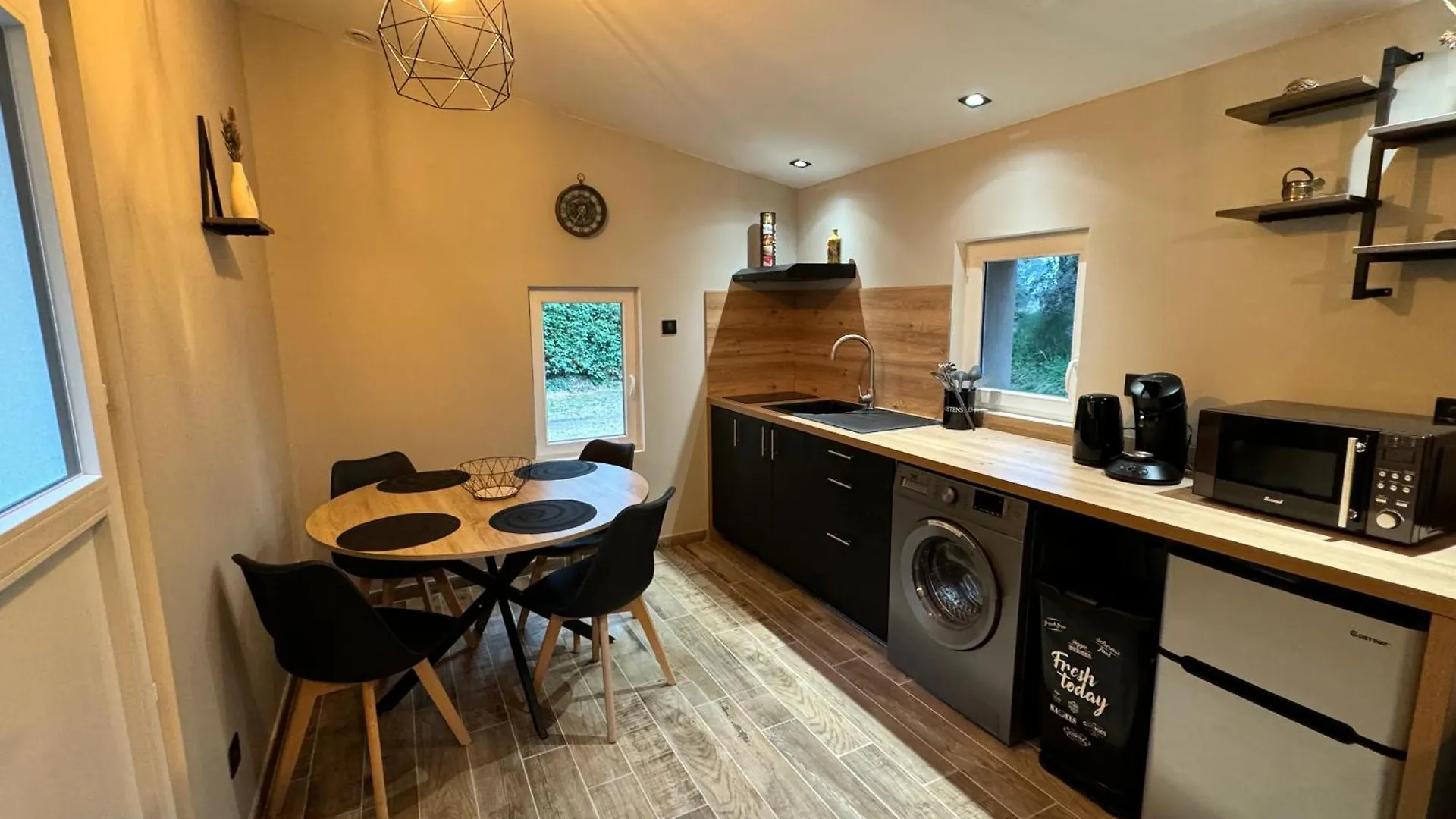 Mazet En Campagne Apartment Arles