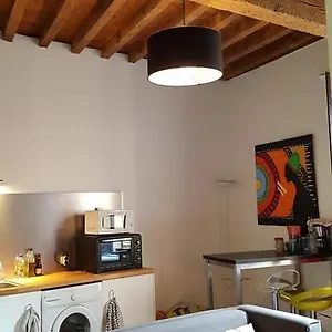 Joli 