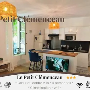 Le Petit Clemenceau Arles